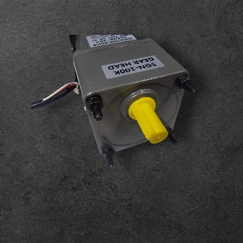 Motor AC 230V 90W z reduktorjem 1:100 in regulatorjem 13,5RPM